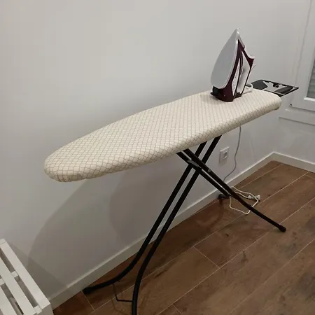 Lägenhet Vigob Apto Al Lado Vialia - Corteingles