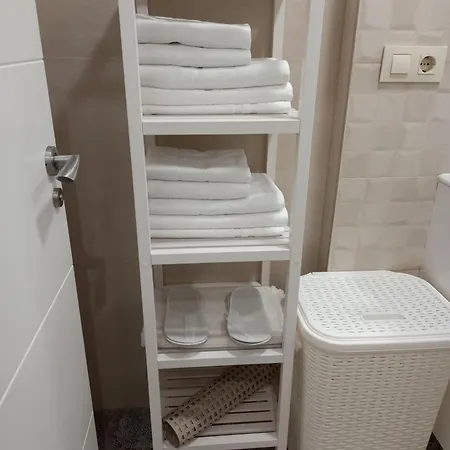 Vigob Apto Al Lado Vialia - Corteingles Appartement *